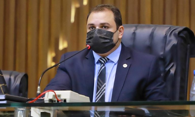 Dois projetos de lei do deputado Roberto Cidade estão aptos para votação em plenário na Aleam