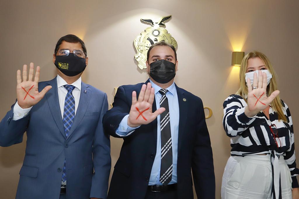 Deputado Roberto Cidade é autor de três leis de combate à violência contra a mulher