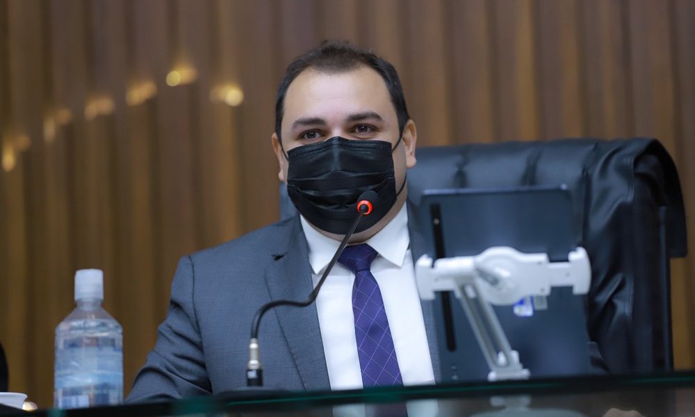 Roberto Cidade quer criar política estadual de incentivo a cursos sociais, populares e comunitários