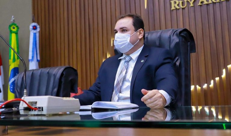 Roberto Cidade parabeniza Beto Simonetti por eleição para presidência do Conselho Federal da OAB
