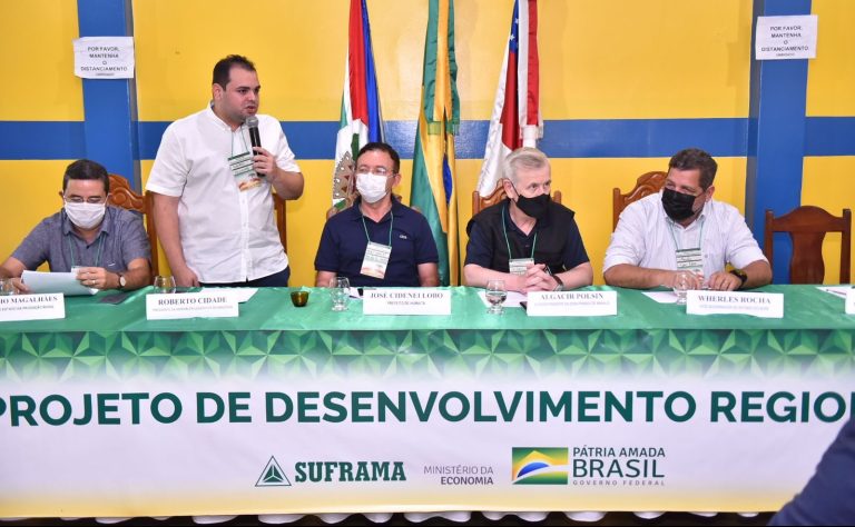 Em Humaitá, Roberto Cidade participa de reunião do projeto de desenvolvimento da Suframa para o Sul do Amazonas