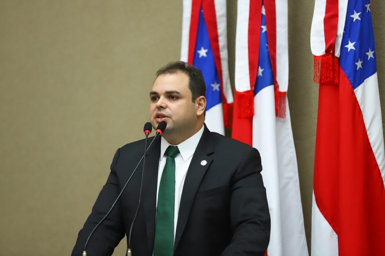 Lei de autoria de Roberto Cidade amplia o acesso ao diagnóstico de pacientes com câncer