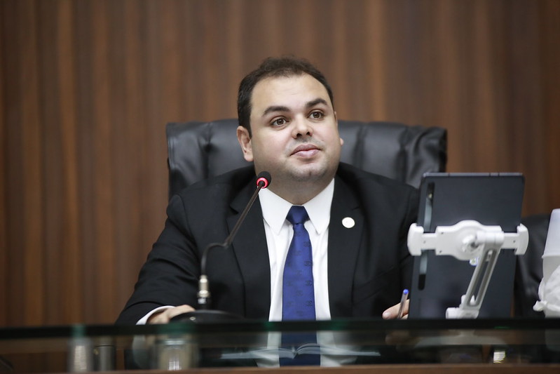 Presidente Roberto Cidade propõe que gestantes de alto risco sejam atendidas na rede privada