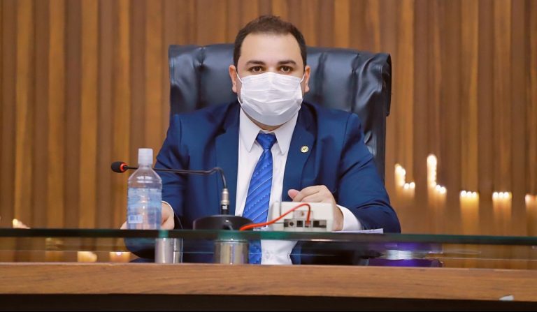 Roberto Cidade cobra comprovante de notificação prévia para troca de medidores pela Amazonas Energia