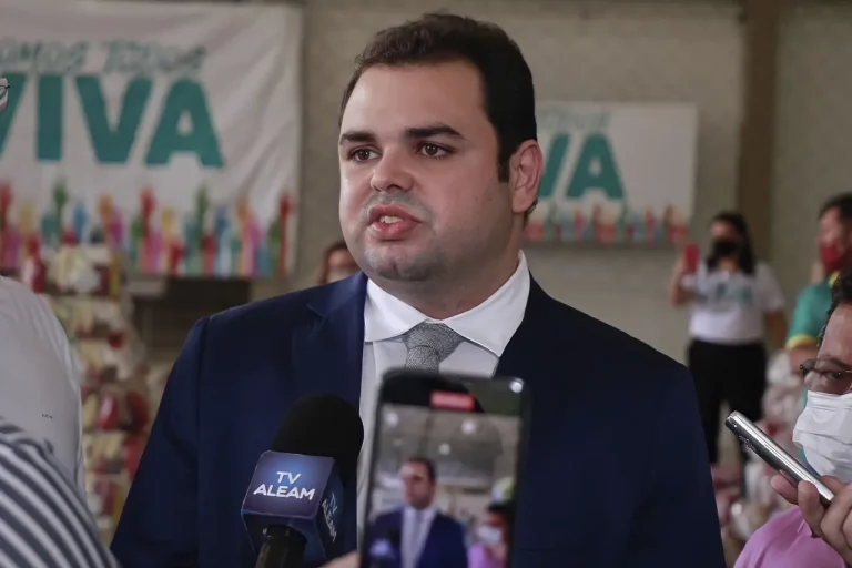 Roberto Cidade destaca doações do Assembleia Viva e afirma a continuidade do Programa