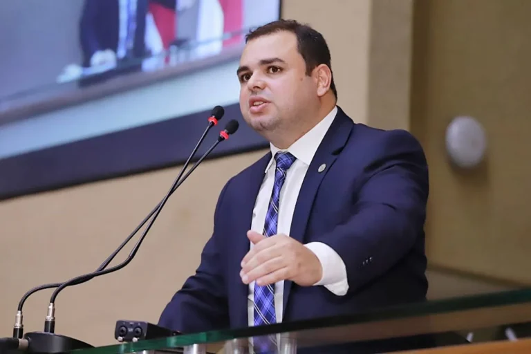Protagonismo da Aleam é destacado pelo Presidente Roberto Cidade
