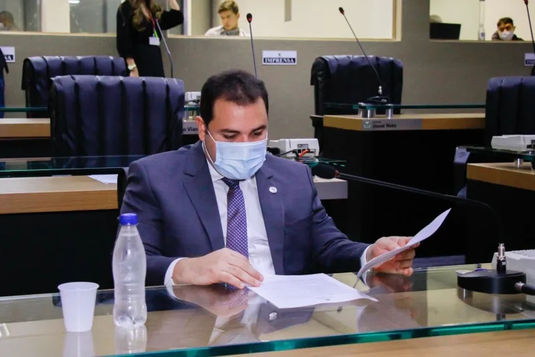 Deputado Roberto Cidade solicita Hospital de Campanha para atender pacientes do interior