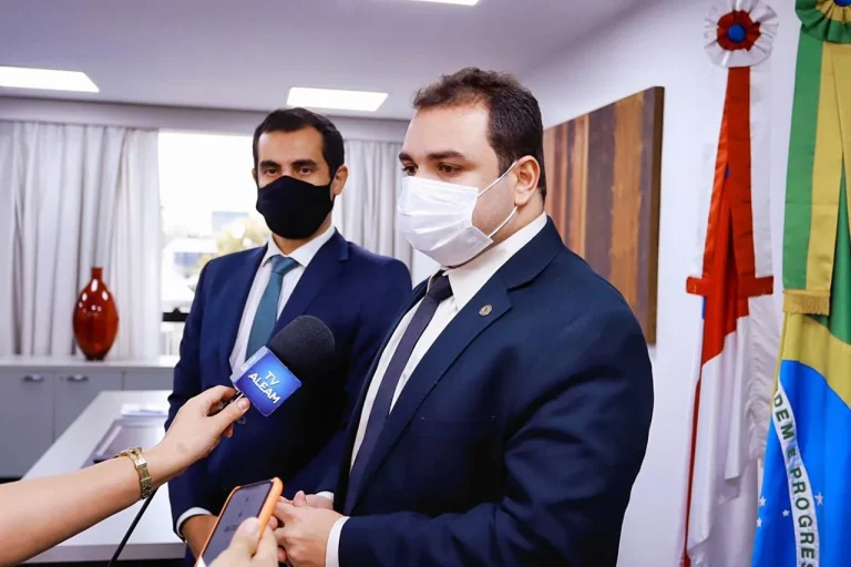 Presidente da Aleam une Parlamento à Defensoria em manifesto ao Governo Federal para imunização em massa da população do AM