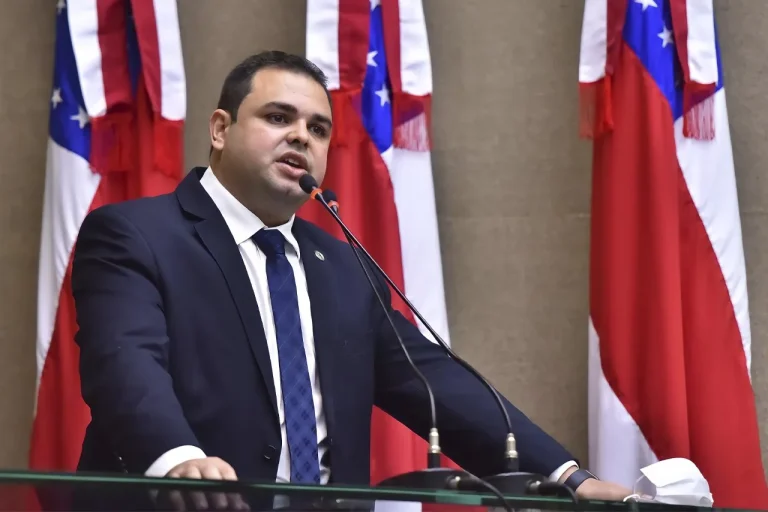 Roberto Cidade cobra urgência na liberação das emendas destinadas à saúde