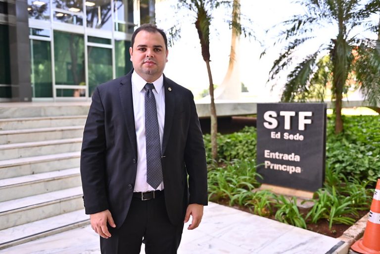 Roberto Cidade comemora parecer da Procuradoria Geral da República favorável à Zona Franca de Manaus