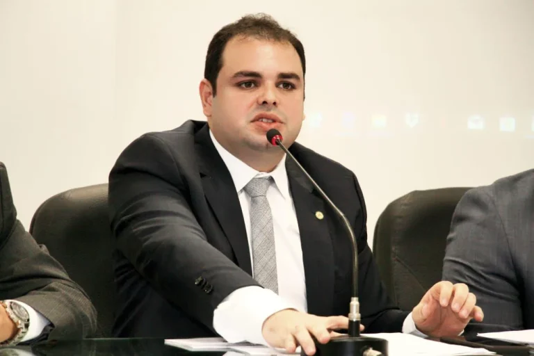 Solicitação de Roberto Cidade sobre Hospitais de Campanha segue para o Ministério da Saúde