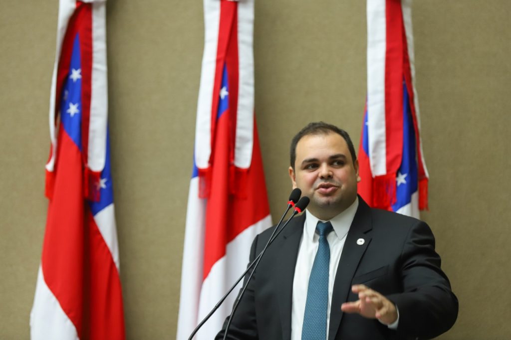 Roberto Cidade requer melhorias na distribuição de água e no esgotamento sanitário da zona Rural de Manaus