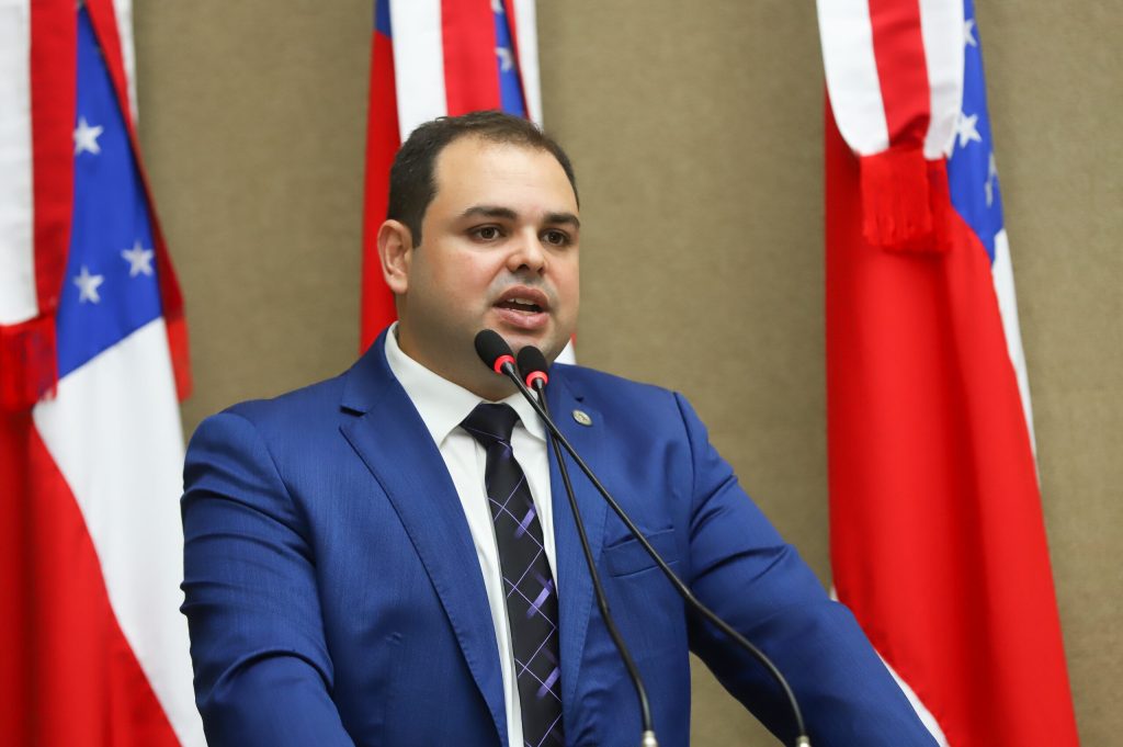 Requerimento de Roberto Cidade é atendido e promove melhorias de serviços no Puraquequara