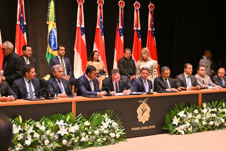 Presidente Roberto Cidade comanda solenidade de posse do governador, Wilson Lima no Teatro Amazonas