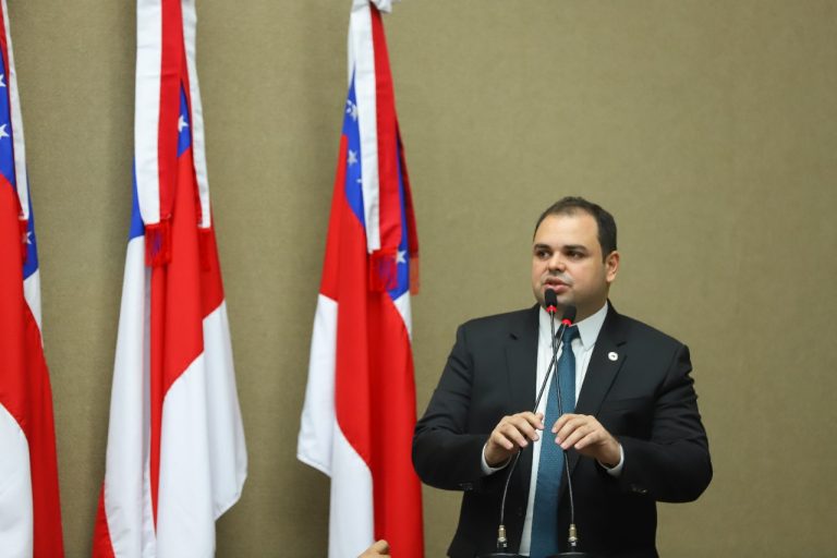 Deputado Roberto Cidade propõe diretrizes de enfrentamento ao Alzheimer e outras doenças mentais