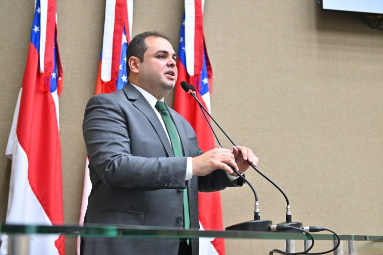 Mandato de Roberto Cidade é marcado pela eficiência na atuação parlamentar e pela condução do legislativo estadual