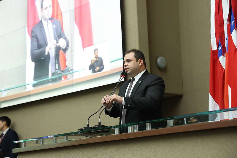 Roberto Cidade apresenta PL que amplia atendimento fisioterapêutico para mulheres mastectomizadas