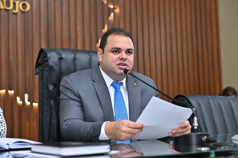 Roberto Cidade é autor de leis que reforçam a importância da alfabetização no Amazonas