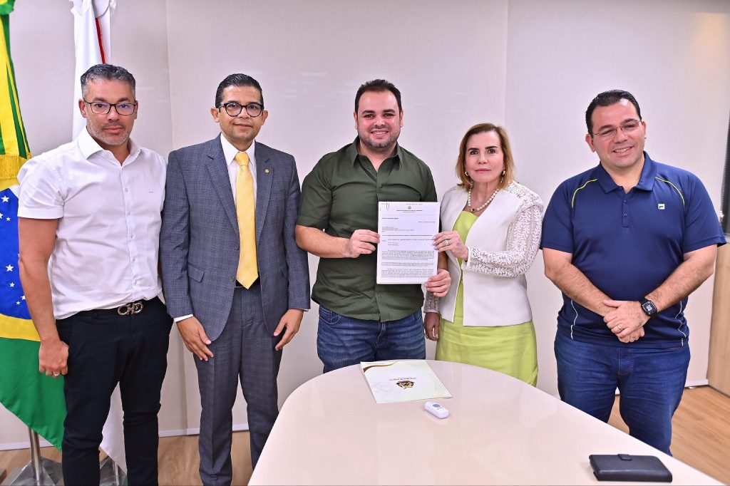 Presidentes da Aleam e do TCE/AM se reúnem para tratar sobre criação da Ouvidoria da Mulher, na Corte de Contas