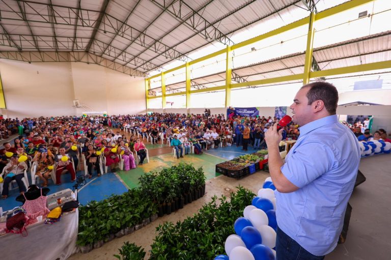 Presidente da Aleam, Roberto Cidade acompanha agenda de entregas estaduais para Barreirinha, neste sábado