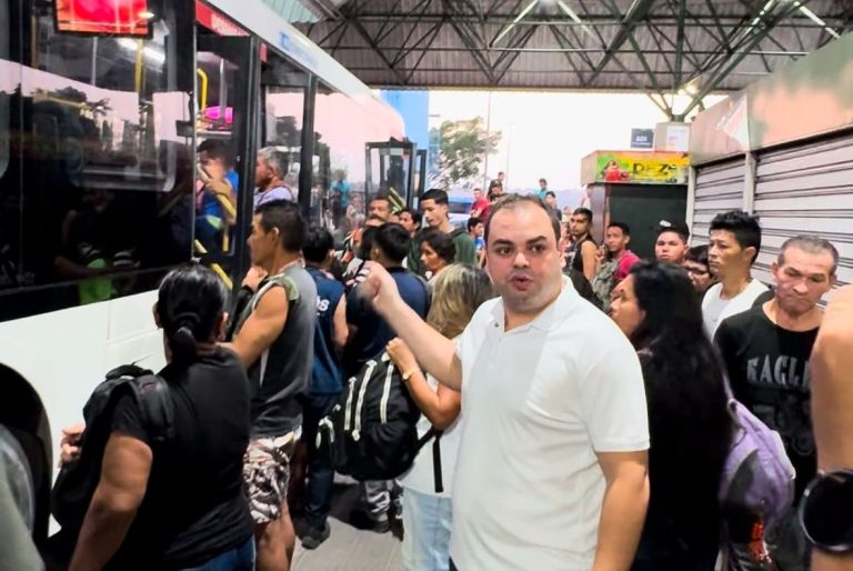 Em situação precária, T4 expõe estado de abandono dos terminais de ônibus de Manaus, diz Roberto Cidade