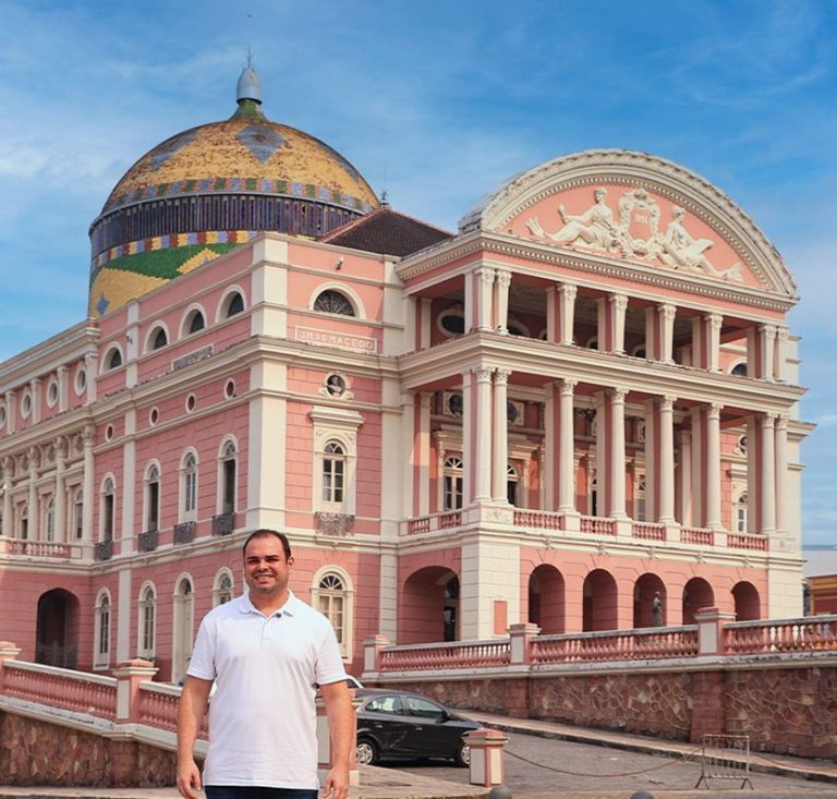 No aniversário de 355 anos de Manaus, Roberto Cidade renova seu compromisso por melhorias para a capital da Amazônia