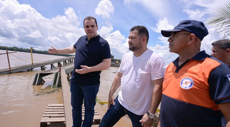 Em vistoria, Roberto Cidade cobra de DNIT ação efetiva para recuperação do Porto de Borba, que foi destruído por balsa de soja