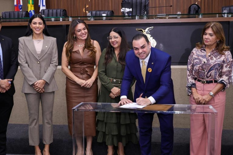 ‘Cooperação entre Aleam e MPAM reforça combate à violência contra a mulher,’ avalia presidente Roberto Cidade