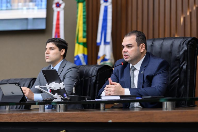 Roberto Cidade cobra da Amazonas Energia o restabelecimento da energia elétrica em comunidades de Manicoré, que estão há meses sem abastecimento regular