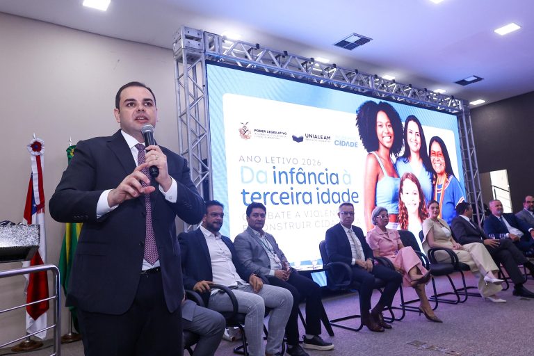 Presidente Roberto Cidade inicia processo de regulamentação da Escola do Legislativo, no Conselho de Educação, para ofertar cursos de pós-graduação