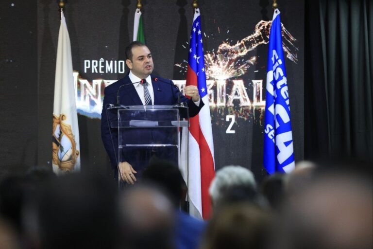 Durante premiação da indústria, governador Roberto Cidade destaca fortalecimento da ZFM e novas matrizes econômicas para o Amazonas