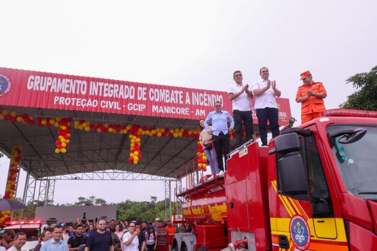 Governador Roberto Cidade inaugura novo grupamento dos Bombeiros em Manicoré durante comemorações dos 148 anos do município