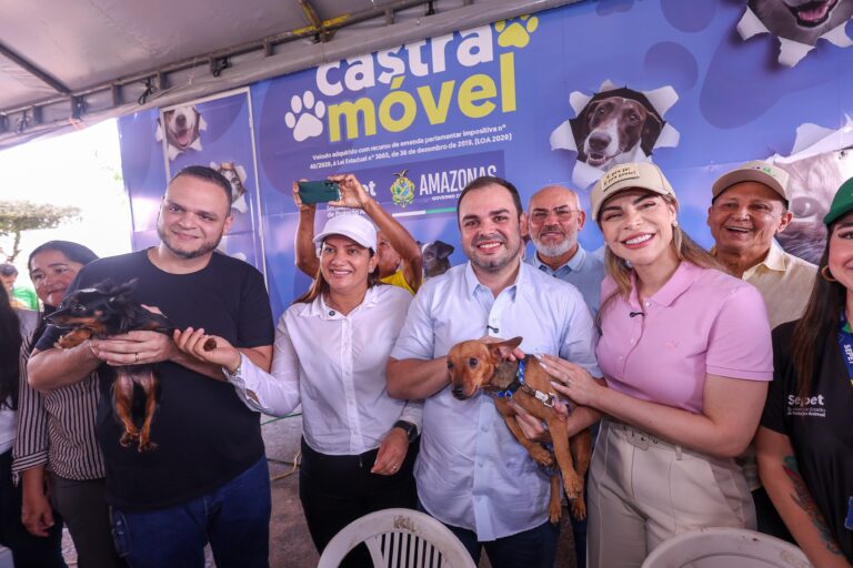 Governo Presente: Moradores do Careiro Castanho recebem consultas especializadas e oferta de exames de imagem