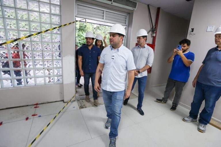 Governador Roberto Cidade vistoria obras na FCecon e no SPA Coroado