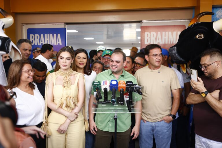 Festival de Parintins 2026: Governador Roberto Cidade desembarca na Ilha Tupinambarana e entrega revitalização do Aeroporto Júlio Belém