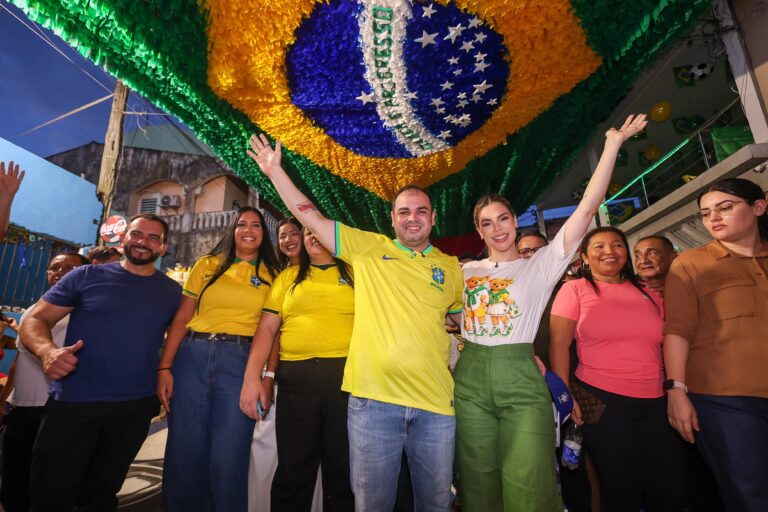 Governador Roberto Cidade visita Rua da Copa na zona centro-oeste de Manaus e destaca impulso à economia local
