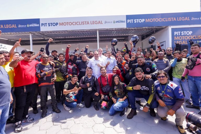 Governador Roberto Cidade entrega novo Pit Stop Motociclista Legal na zona norte de Manaus