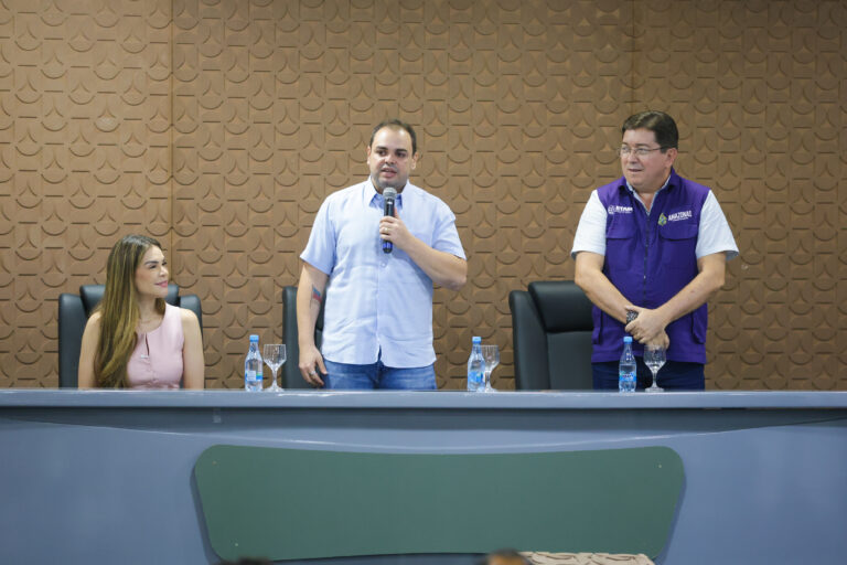 Roberto Cidade amplia acesso à capacitação e lança edital do Cetam com 25,9 mil vagas em cursos EaD