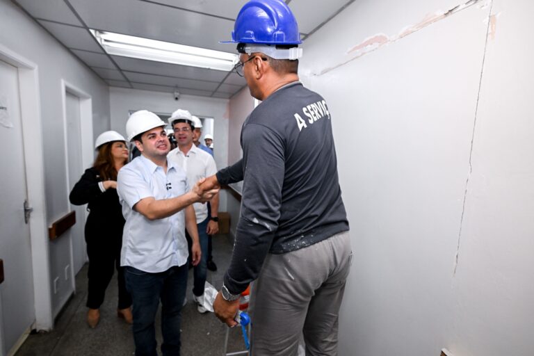 Governador Roberto Cidade vistoria obras da Maternidade Azilda Marreiro, na zona norte de Manaus